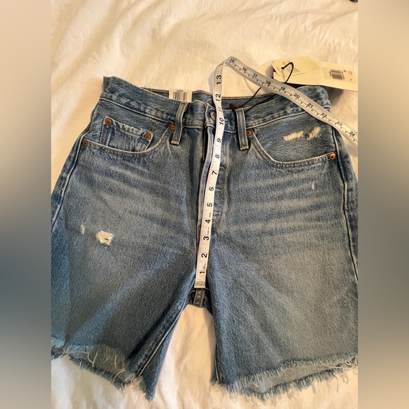 Levi’s Premium Mid Length 501 Jean Shorts - Picture 5 of 9